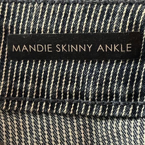 Bandolino Mandie Skinny Ankle Jeans - Size 8 - Picture 4 of 7